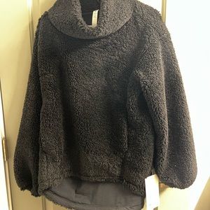 Lululemon Warmth Restore Long Pullover
